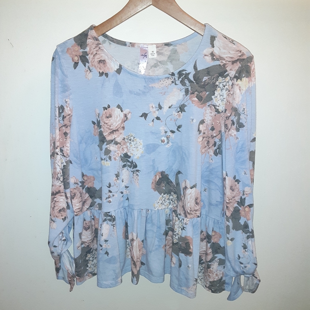 Floral Francesca's Knot Sleeve Shirt